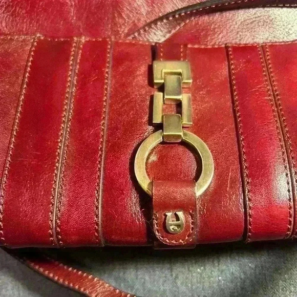 Vintage Etienne Aigner purse - Picture 12 of 13